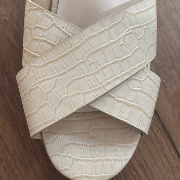 Charlotte Stone Dermot Platform Heel - Picture 3 of 6